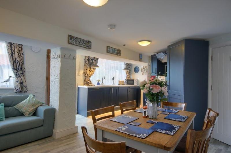 Smugglers Luxury Accommodation Sheringham Bagian luar foto
