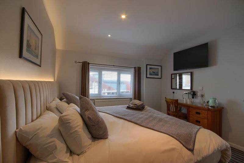 Smugglers Luxury Accommodation Sheringham Bagian luar foto